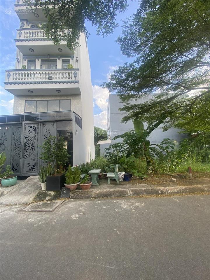 Đất đẹp lê văn lương, dt 85m2 đường 10m, trục chính kdc rạch tôm  giá 4,4 tỷ
