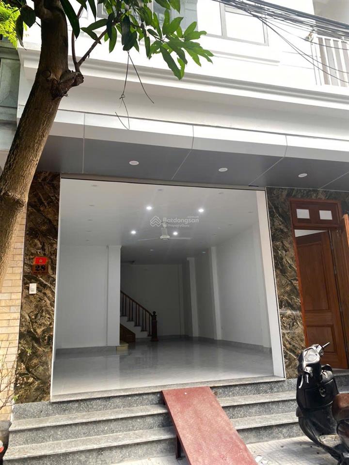 Cho thuê nhà mới xây 6 tầng tại kđt văn phú, hà đông, có thang máy, ô tô ngủ trong nhà.