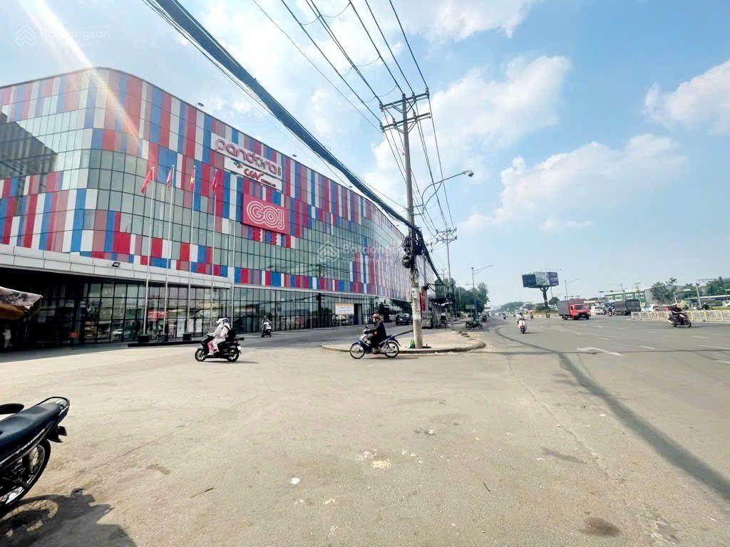 Bán nhà hồ đắc di  tân phú  3 tầng ( 5 x 17.5 ) nở hậu tài lộc  đường ôtô  giá giảm sốc 9.5 tỷ