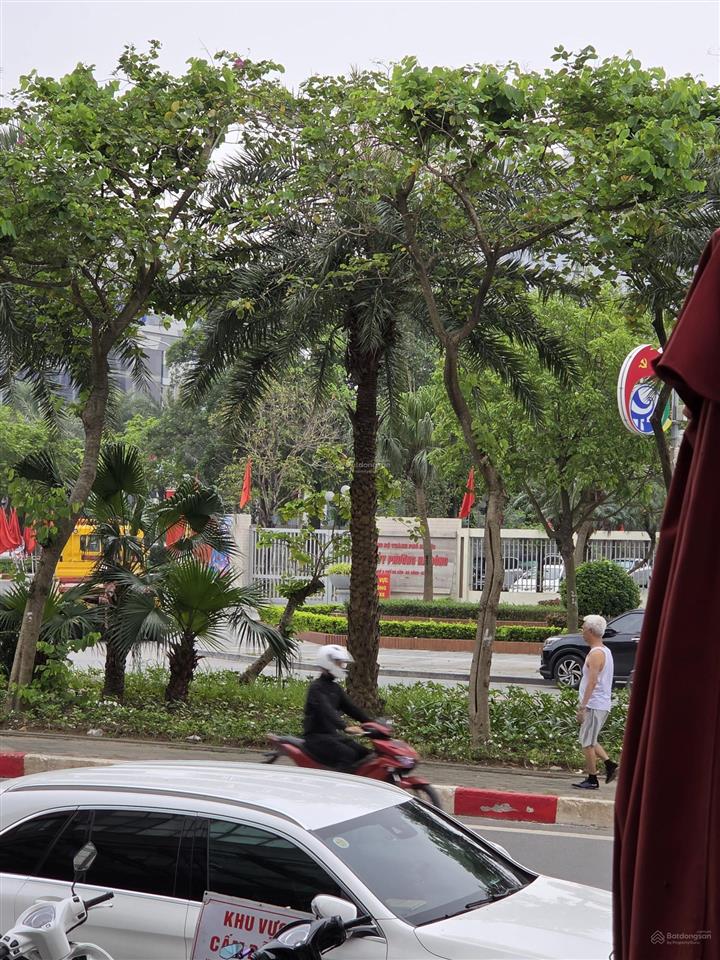 Chính chủ cho thuê cửa hàng mặt đường 30 m trung tâm hà đông