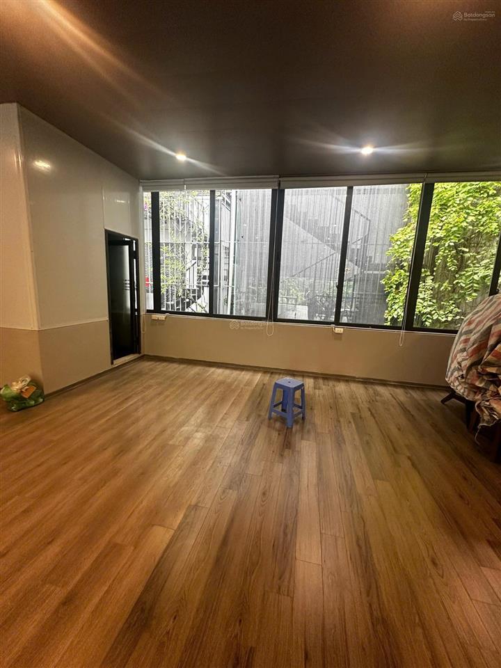 Cho thuê tầng 2 nhà mặt phố lớn ngay trung tâm hành chính hà đông, đại công viên, chung cư cao cấp