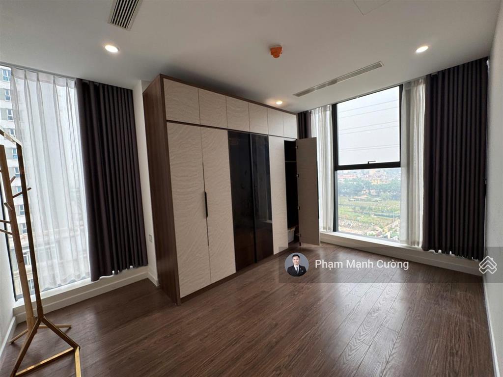 Cho thuê 3pn/100m2 giá rẻ nhất toàn khu 17 tr + cam kết không báo ảo + vào ở ngay sunshine city