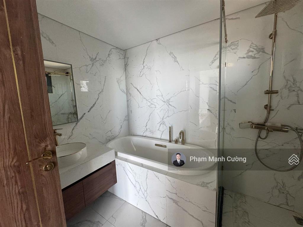 Cho thuê 3pn/118m2 tầng cao, view sông + cam kết không báo ảo + vào ở ngay sunshine city