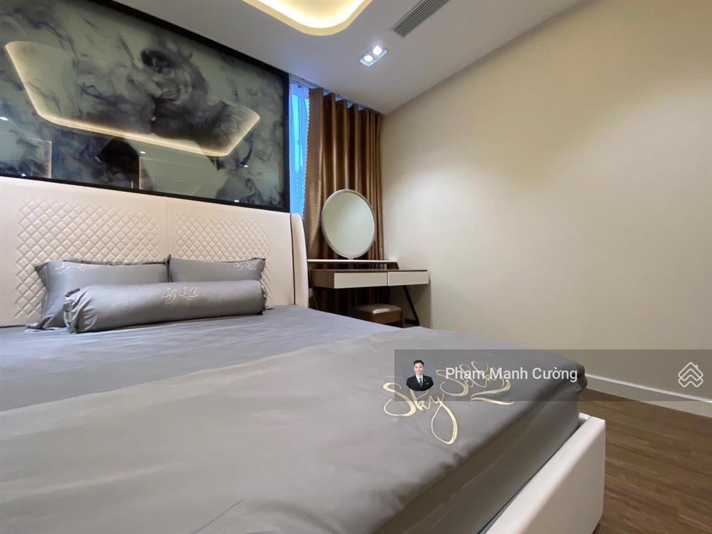 Chủ nhà gửi thuê căn hộ 3pn + 100m2 full đồ đẹp dự án sunshine city ciputra