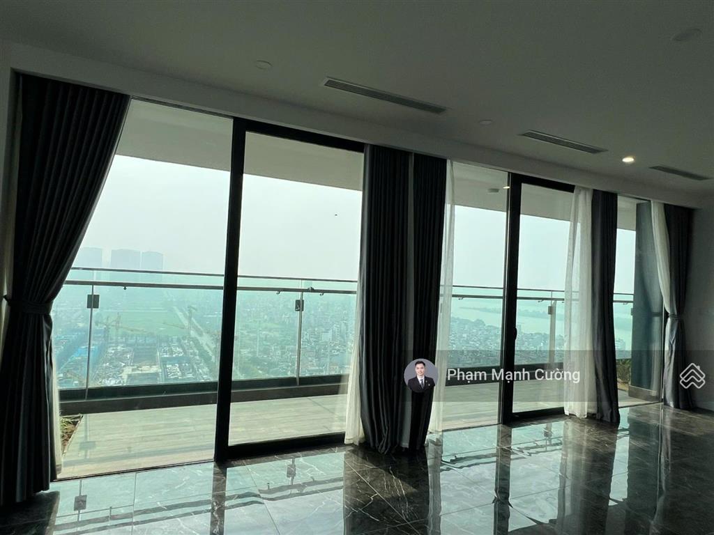 Cho thuê căn 3pn + 1 kho 161m2 đồ cơ bản đã có tủ quần áo 30 triệu/th sunshine golden river tây hồ