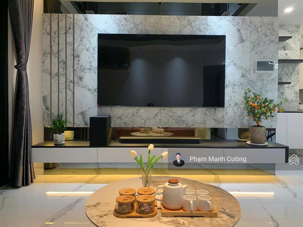 Chủ nhà gửi bán căn hộ 3pn/98.2m2 + 10.8 tỷ full nội thất sunshine city cam kết còn hàng
