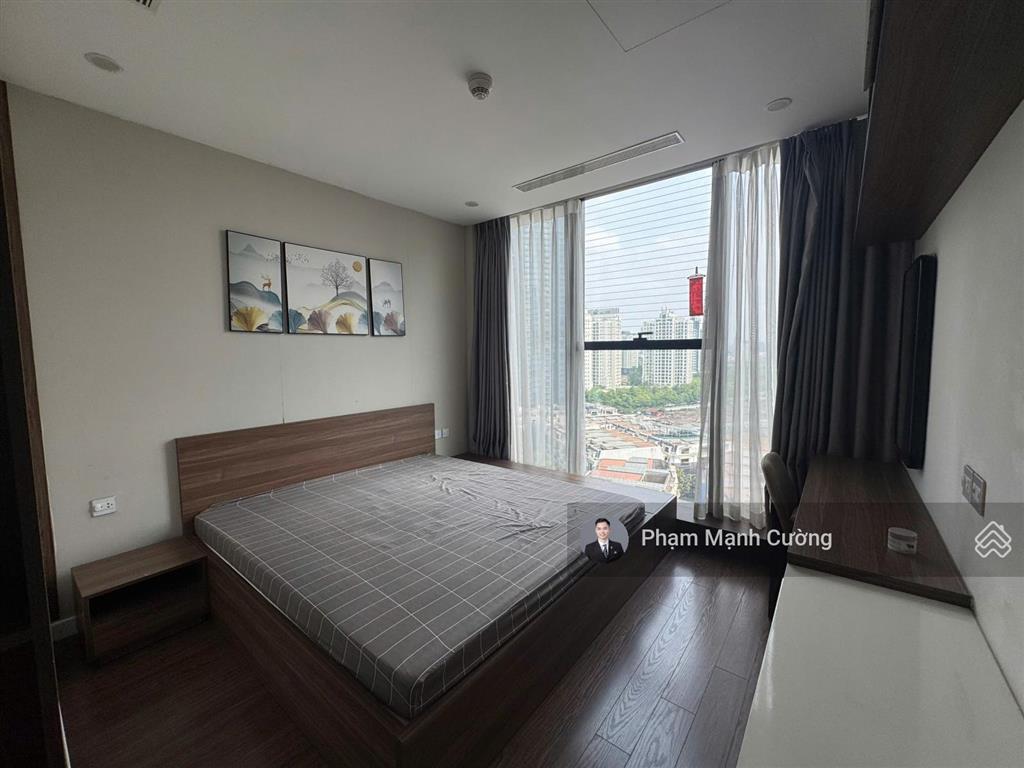 Bán căn 2 ngủ 2 wc hướng mát view nội khu 80,5 m² giá 8,1 tỷ tầng trung sunshine city ciputra