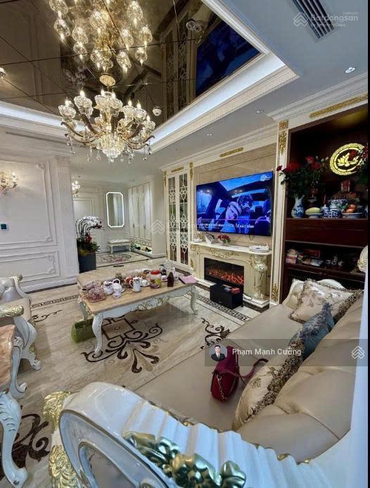 Sunshine golden river 141m2 | 3 ngủ 2 wc + 1 kho + full đồ đang trống nhà + slot ô tô