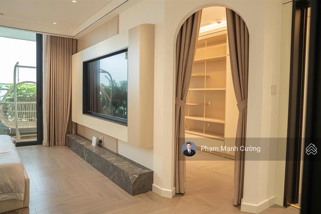 Sunshine golden river 161m2 | 3 ngủ 2 wc + 1 kho giá 45 triệu + full đồ đang trống nhà + slot ô tô
