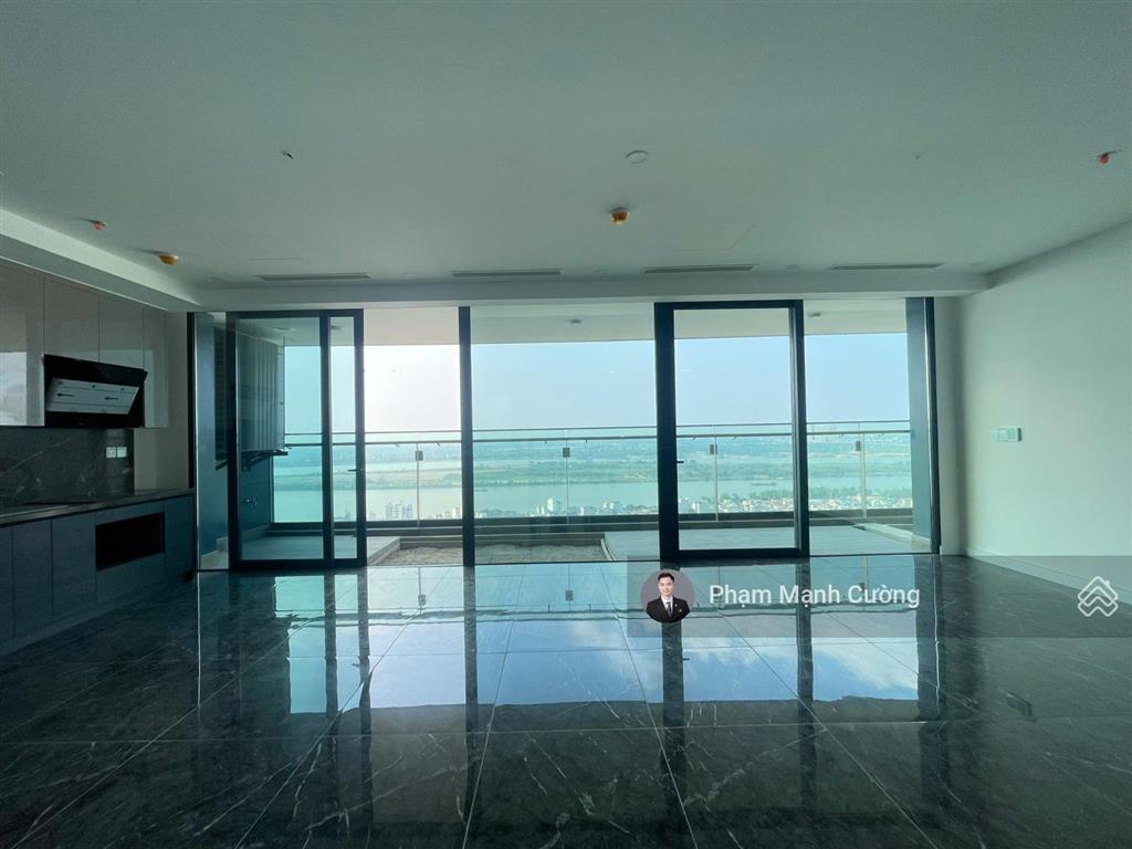 Bán căn 123m2 view trực diện sông hồng + tầng cao sunshine golden river 15 tỷ