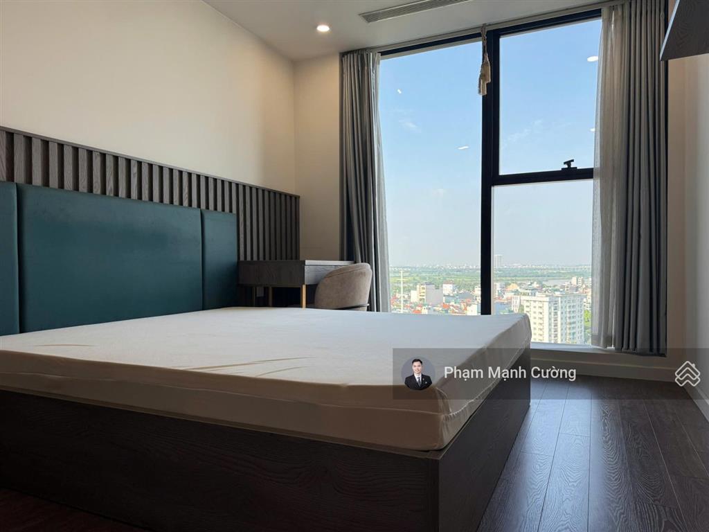 Bán gấp căn 3pn sunshine city tòa s4 104.4m2  giá sốc 9.4 tỷ  view sông hồng mặt ngoài