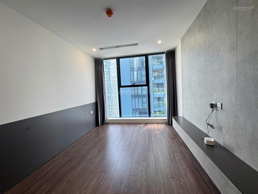 Cho thuê căn 3pn full đồ tòa s4 105m2 tầng trung giá 25 triệu/th + vào ở được luôn
