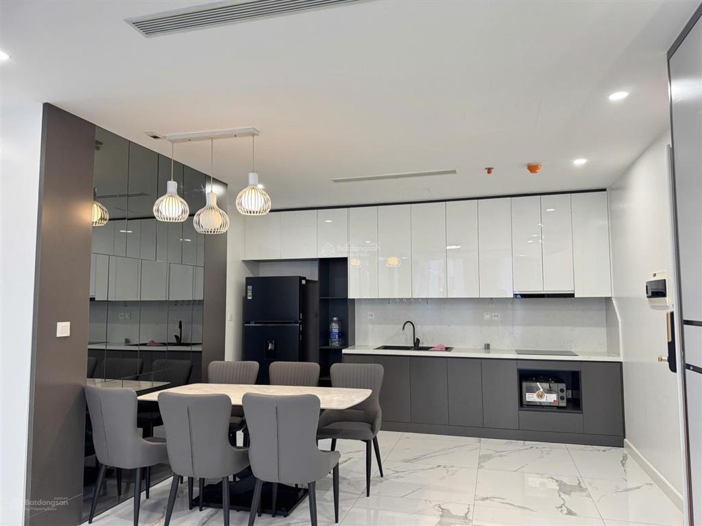 Cho thuê căn 3pn full đồ tòa s4 105m2 tầng trung giá 24 triệu + vào ở được luôn