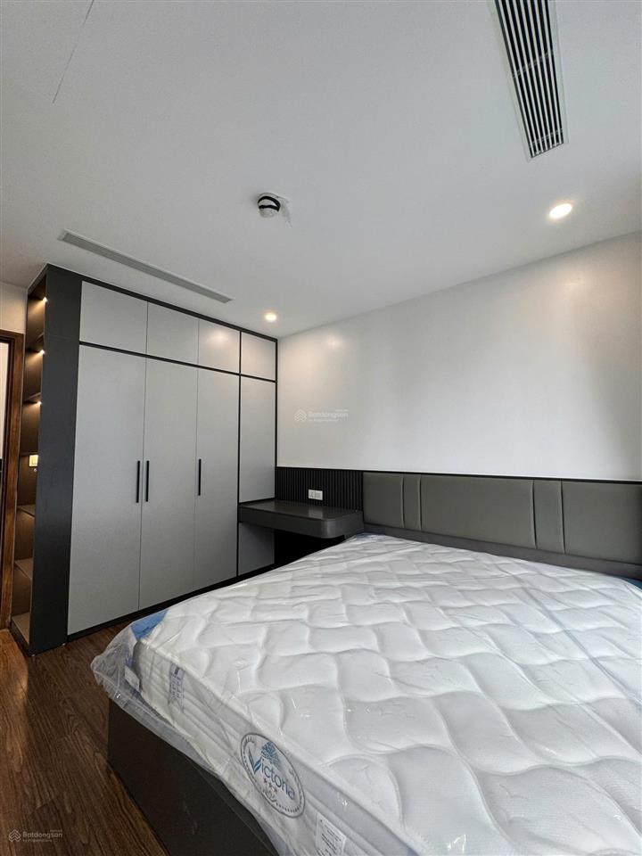 Cho thuê căn 3pn full đồ tòa s4 105m2 tầng trung giá 24 triệu + vào ở được luôn