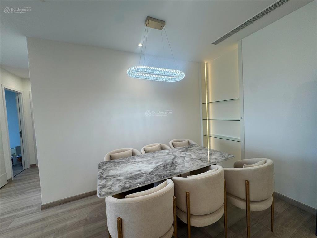 Chủ gửi bán gấp căn hộ 3pn 99.6m2 + căn góc giá 9.5 tỷ sunshine city ciputra