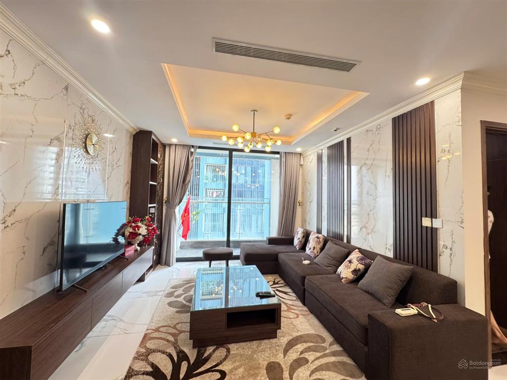 Cho thuê 3pn/105m2 tầng cao, 24 triệu, rõ ràng không báo ảo, vào ở ngay sunshine city