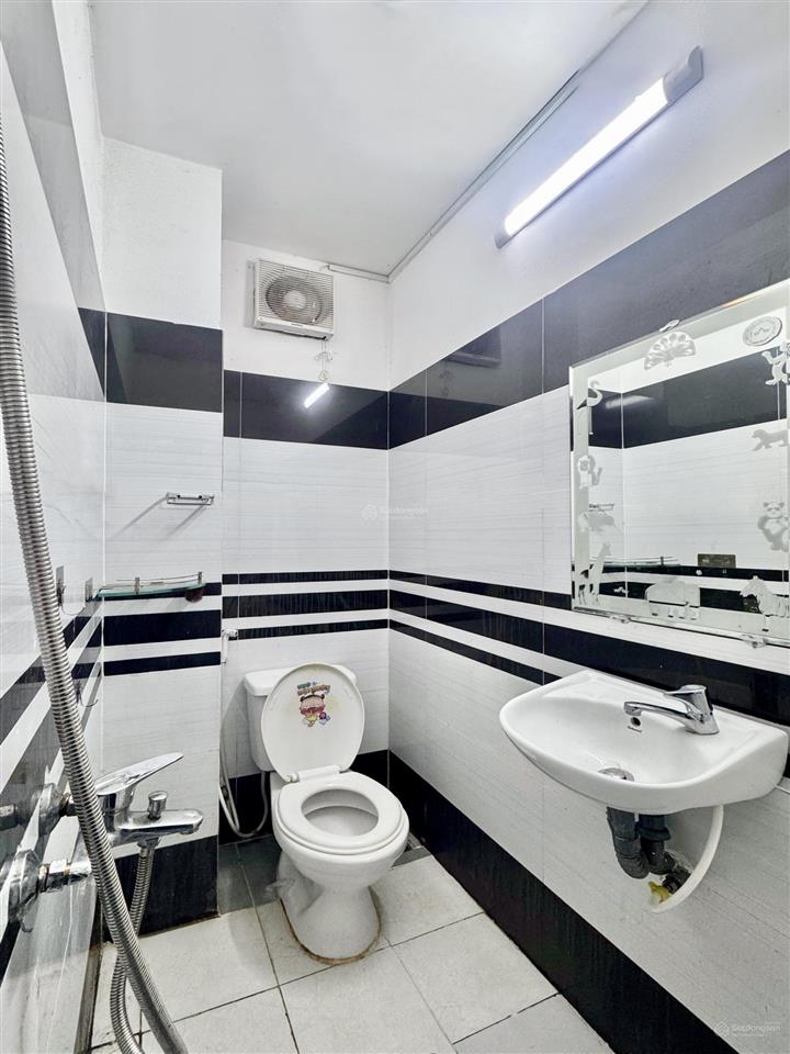 Căn hộ full nội thất tách bếp có ban công lớn khu vạn kiếp  phan xích long, bình thạnh  phú nhuận