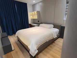 Bán gấp cc horizon dt 103m2,2pn,2wc sổ hồng giá 8.3 tỷ   0909 368 *** hân