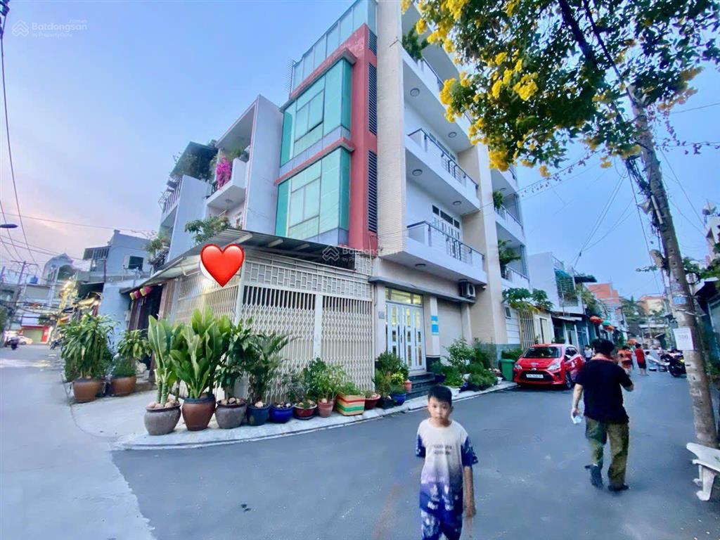 Căn góc 3 tầng trung tâm p. trung mỹ tây, q12  dòng tiền 120 triệu  đường 8m