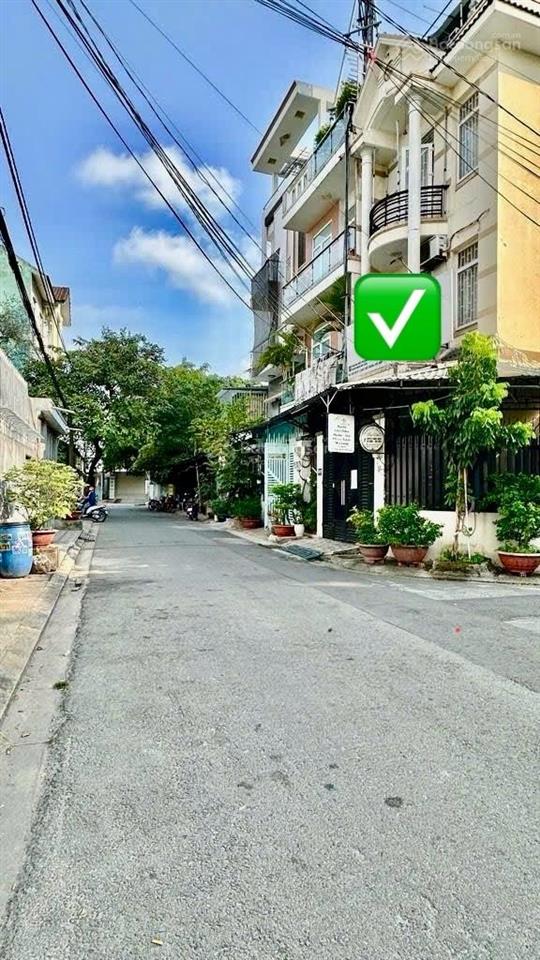 Căn góc 4 tầng  đường 7m thông  ngang hiếm 6.5  phan văn hớn hóc môn