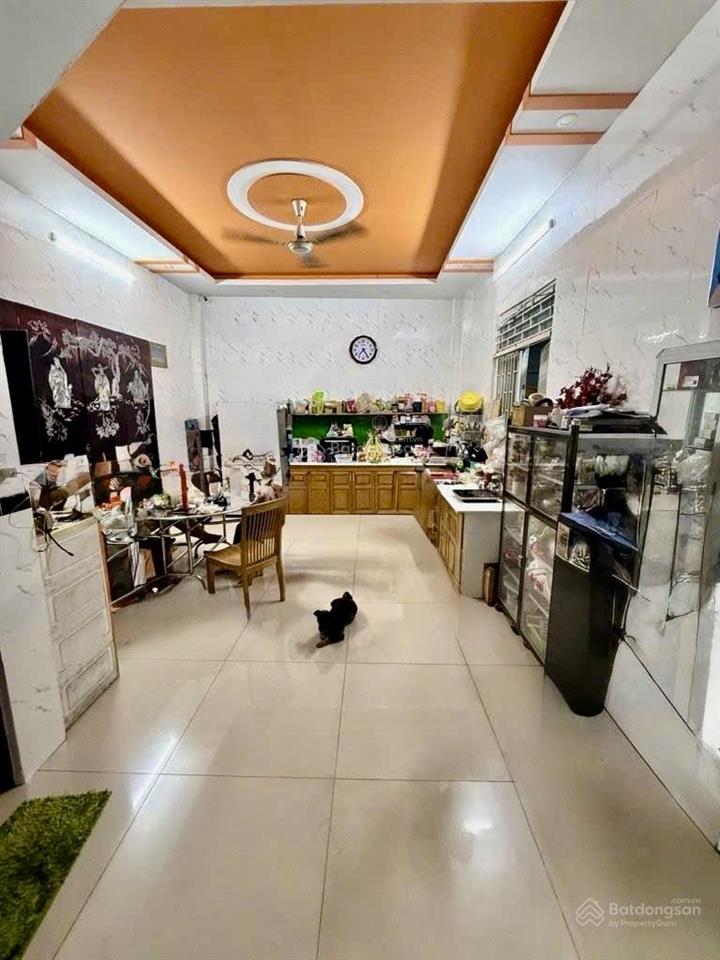 Căn góc 4 tầng  đường 7m thông  ngang hiếm 6.5  phan văn hớn hóc môn