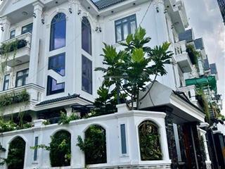 Căn góc 11x12m  biệt thử sân vườn  bà điểm hóc môn