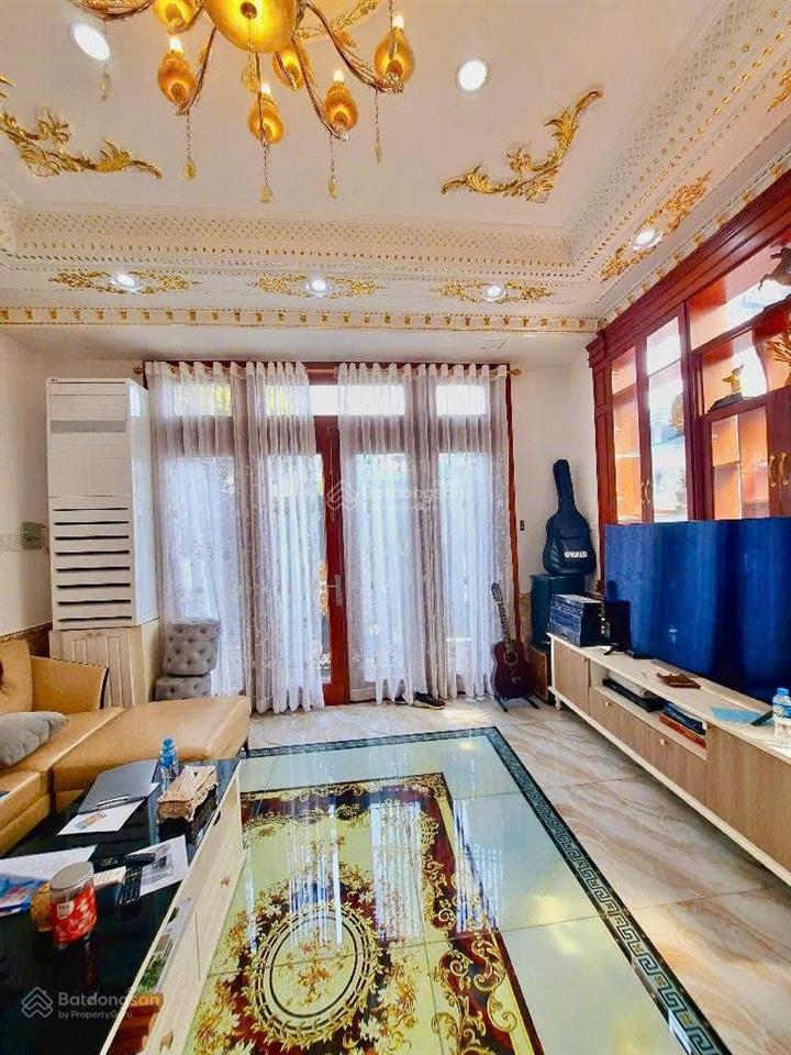 Căn góc 11x12m  biệt thử sân vườn  bà điểm hóc môn