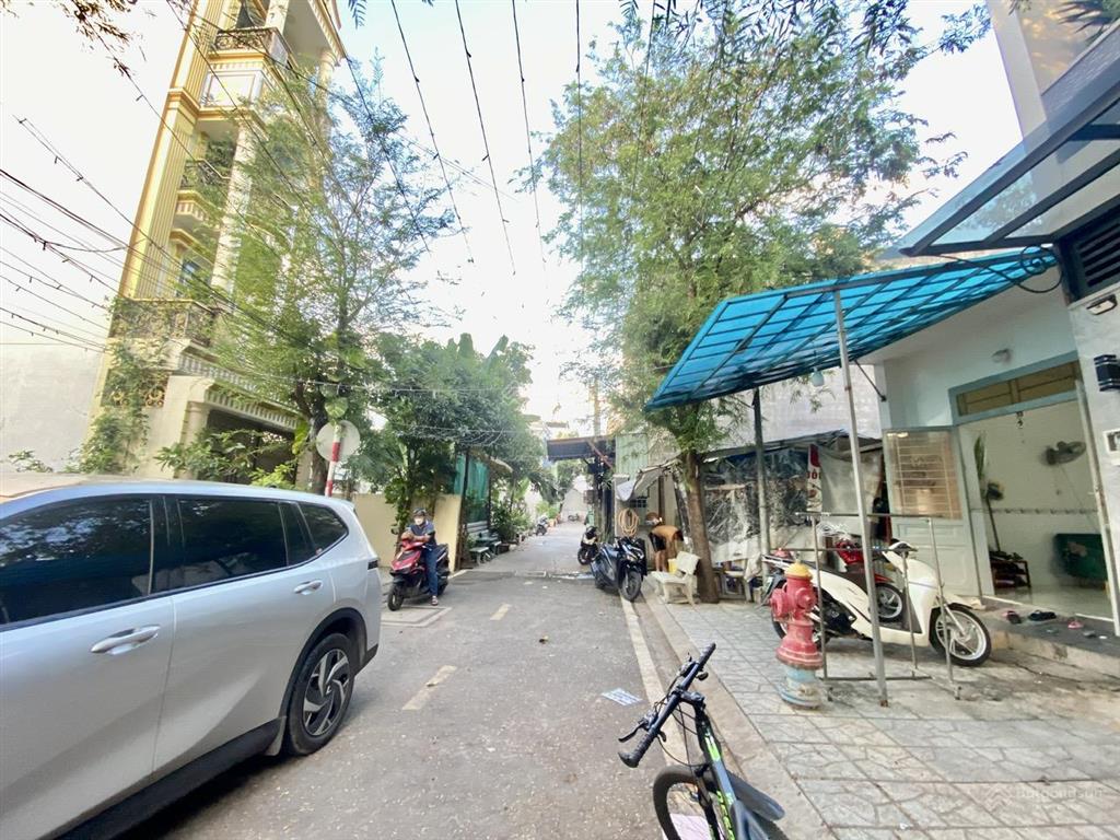 Nhà đẹp ở liền  4x18m  nguyễn văn quá q12  hxh  shr vuông vức