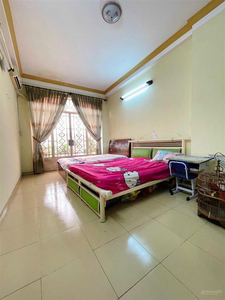 Nhà đẹp 4 tầng 75m² (3.8x20m) hẻm xe hơi thông nguyễn văn quá quận 12