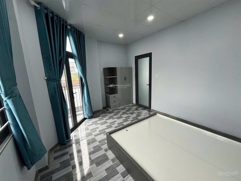 Căn góc căn hộ dịch vụ 5 tầng 5x20m, dòng tiền 360 triệu/năm, hxh thông gần chung cư tô ký quận 12