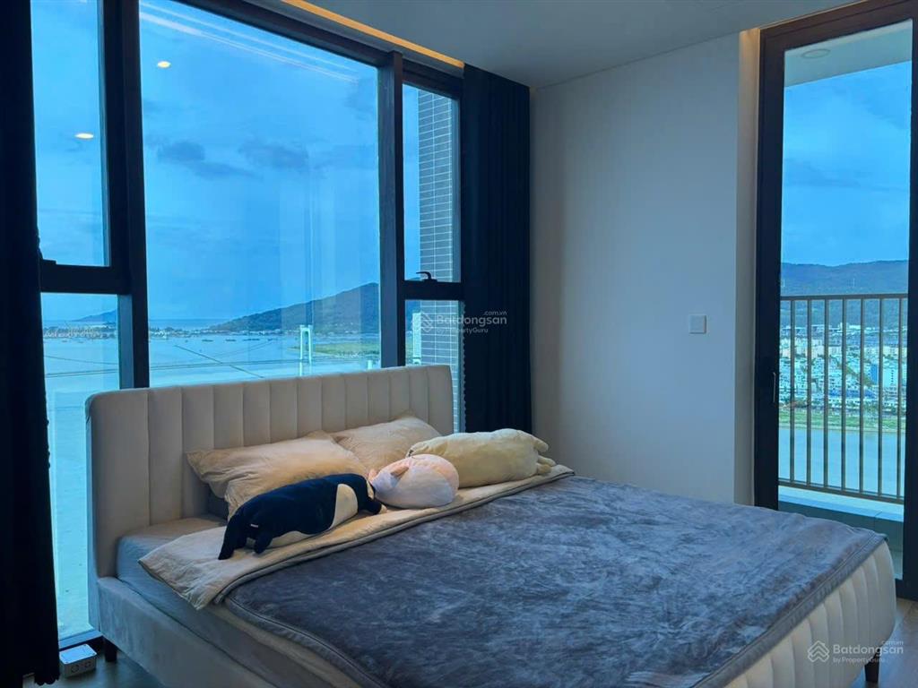 Bán căn hộ 2pn sam tower tầng cao view sông hàn & thành phố
