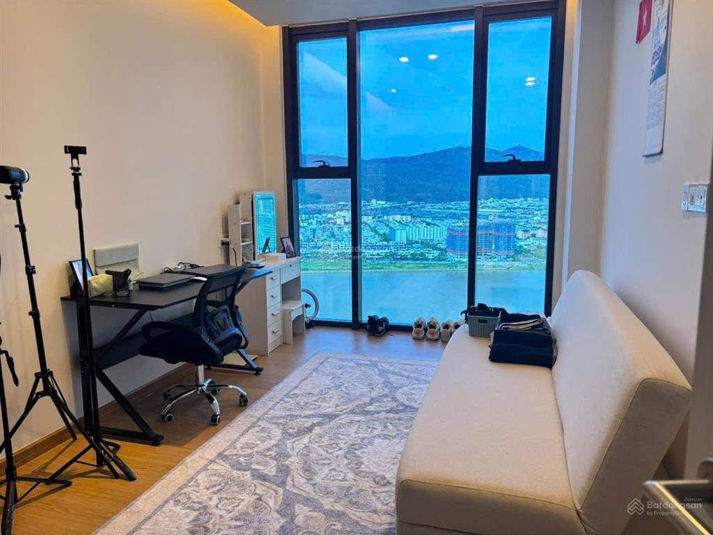 Bán căn hộ 2pn sam tower tầng cao view sông hàn & thành phố