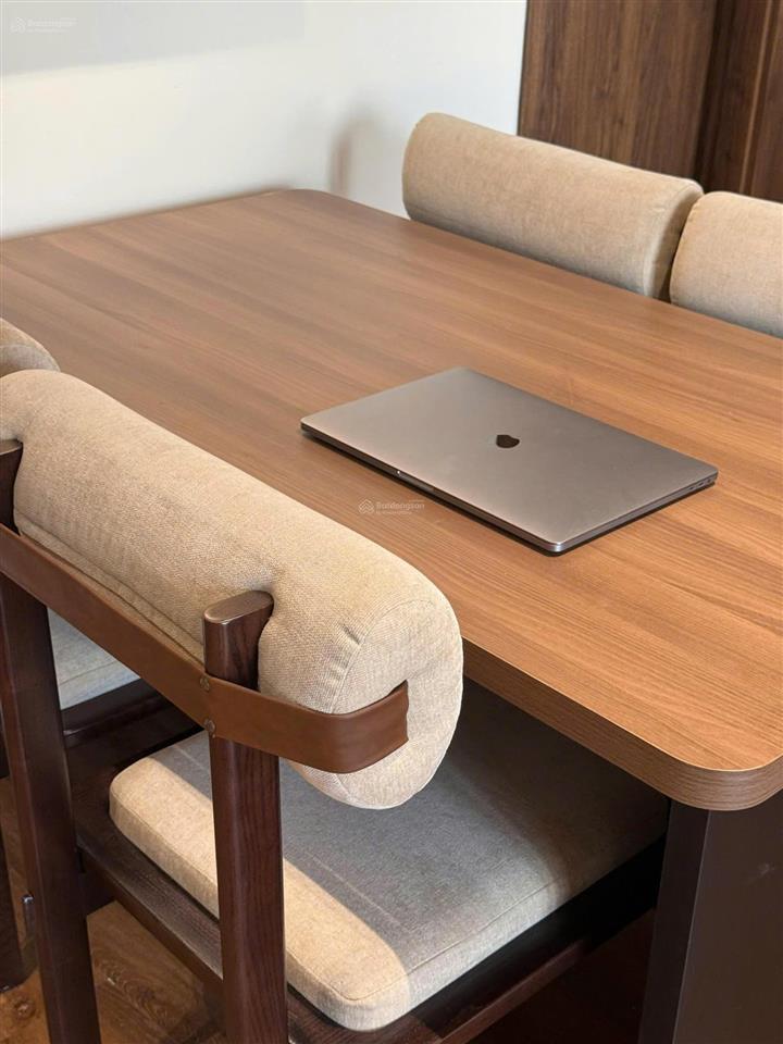 Cho thuê căn hộ 2pn vista residence mới 100%, ngay trung tâm, sẵn tiện ích, nội thất cao cấp
