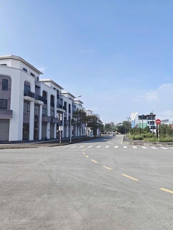 Lô góc hoa hậu đẹp nhất dự án rox living đức thọ