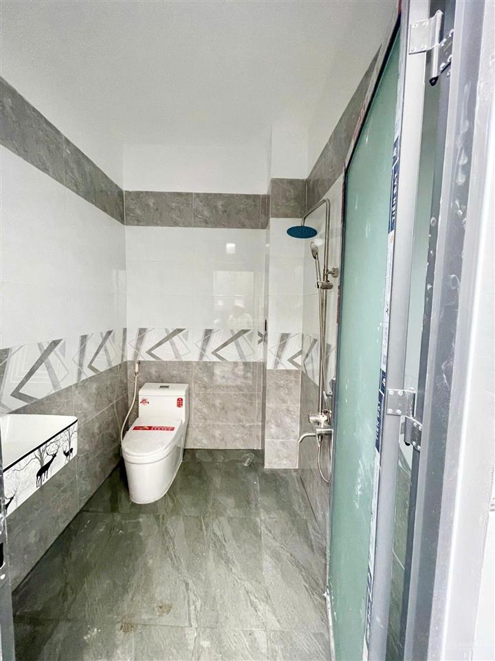 Bán gấp đất 130m2 tại xã mỹ hạnh bắc đức hoà 990 triệu vnd sổ hồng riêng hỗ trợ vay  0767 179 ***