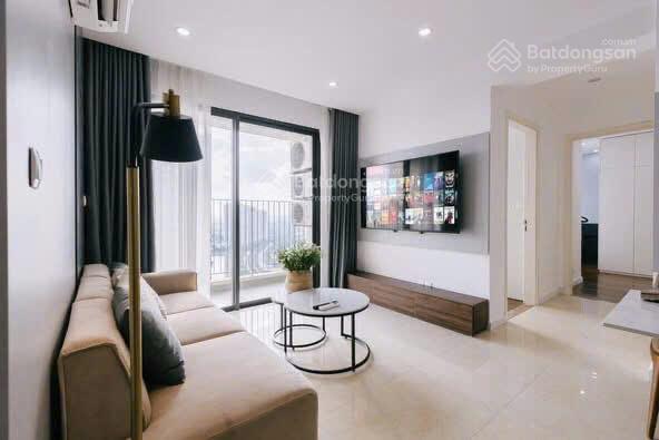 (mới) chính chủ cần bán căn hộ 2 ngủ tòa c3 vinhomes d'capitale  dt 77m2  full nt, giá chỉ 8,2 tỷ