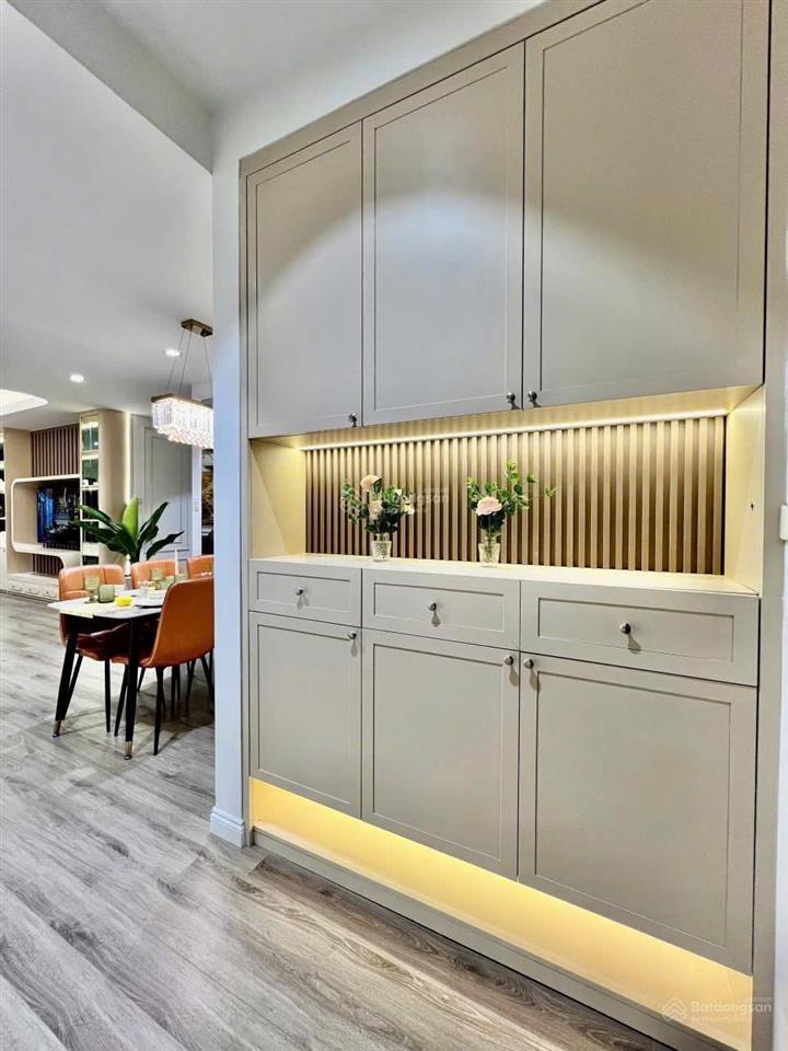 Bán gấp căn hộ 3 ngủ chung cư golden park tower  96m2  full nt  giá rẻ, chỉ 9,5 tỷ
