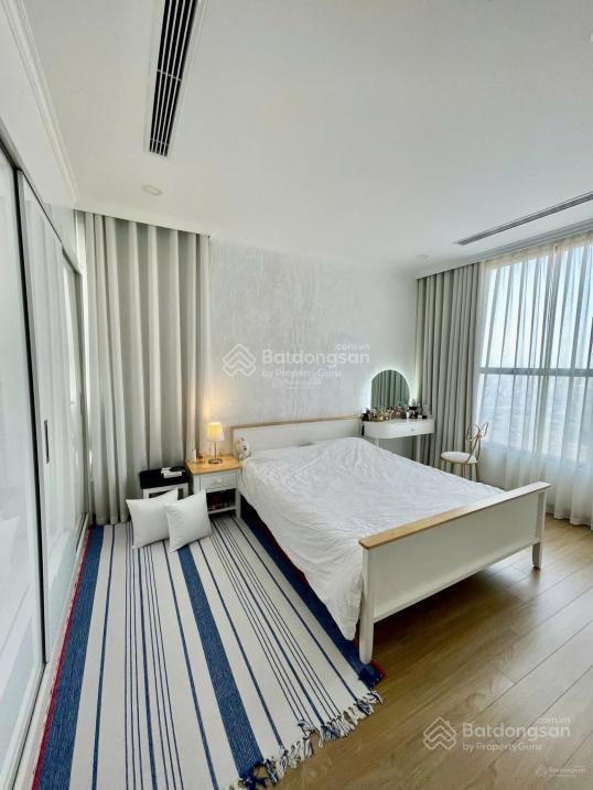 Bán gấp căn hộ 3n vinhomes greenbay, dt 85m2  căn góc  full nt. giá tốt hiếm có, chỉ nhỉnh 9 tỷ