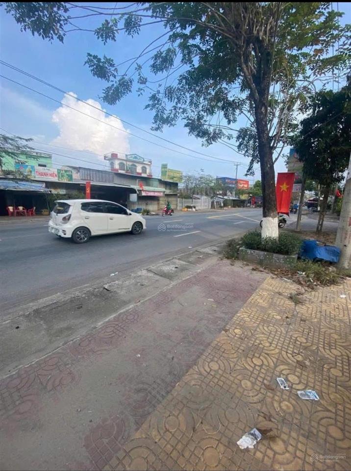 Bán 1.636m2 full đất ở, mặt tiền 26m2 ql80 gần ubnd xã tân dương giá 19,5ty cách chợ hoà thành 300m