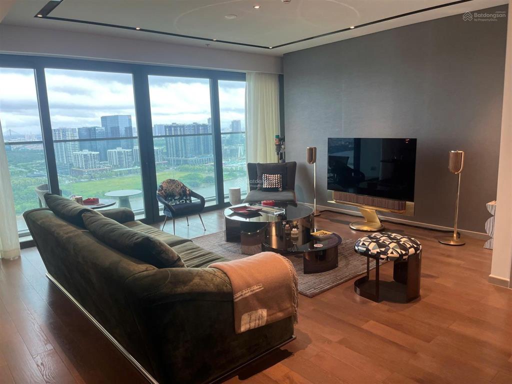 Mua biệt thự bason nên bán lại lake 150m2 lầu 29 giá bán 74,5 tỷ full nội thất 4 tỷ 0779 770 ***