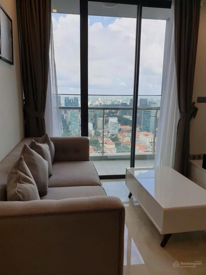 Bán 1pn lux647.06 tầng cao view đẹp giá 10,7 tỷ bao thuế phí, tặng nội thất 0779 770 ***