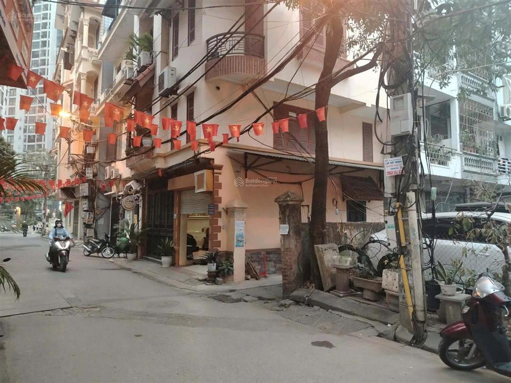 Lô đất biệt thự đẹp tại phường mỹ đình 2, 2 mặt tiền, 15m và 18m giá 100 tỷ