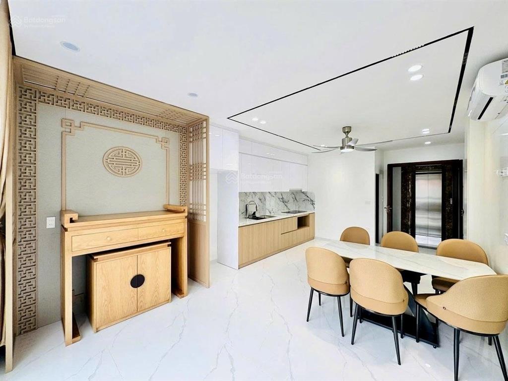 Nhà mới ở luôn yên hoà, cầu giấy, 47m, 7t thang máy, 4pn full đồ, gara ô tô, 17,6 tỷ