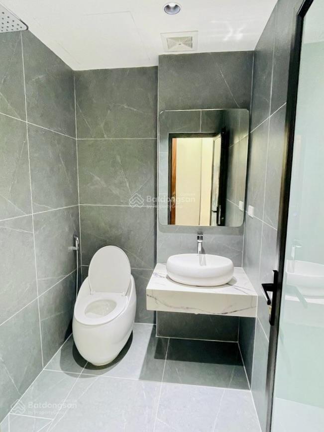 Nhà mới ở luôn yên hoà, cầu giấy, 47m, 7t thang máy, 4pn full đồ, gara ô tô, 17,6 tỷ
