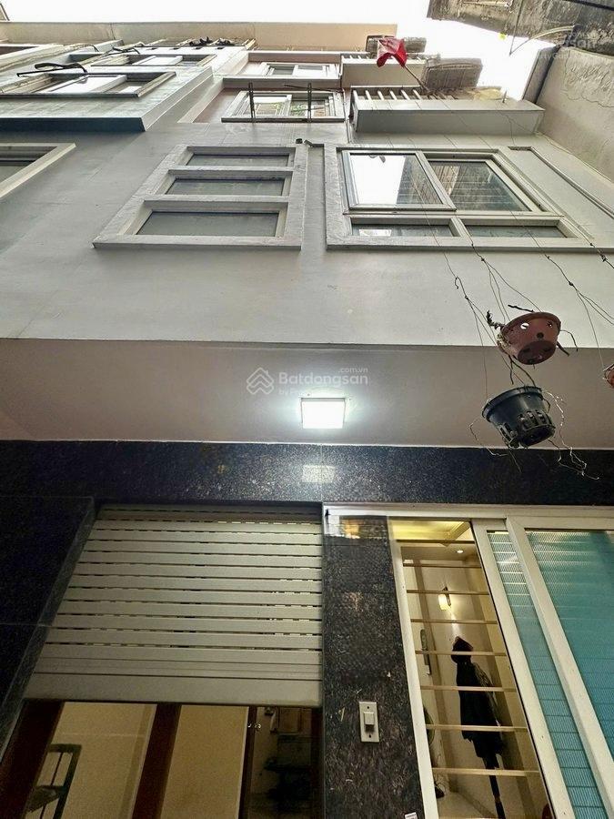 Bán nhà cầu giấy, dân xây, 39m, 5 tầng, gần ô tô, sát vđ2.5, giá cực tốt 11,6 tỷ thương lượng