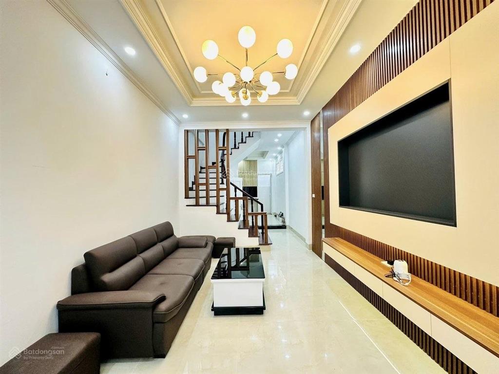 Bán nhà riêng quan hoa, cầu giấy 46.9m2, căn góc, ngõ thông, rộng, 4 tầng, 4 pn đẹp ở ngay, 14.3 tỷ