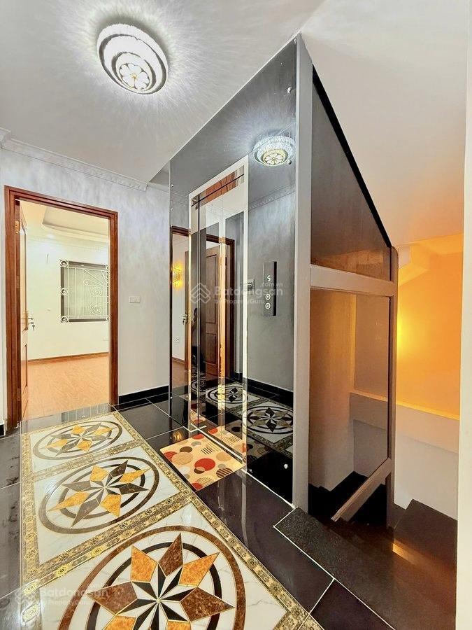 Bán nhà riêng quan hoa, cầu giấy, 51m x 5 tầng thang máy, mt4m, 7pn, ngõ 3m, 2 thoáng, 15,5 tỷ