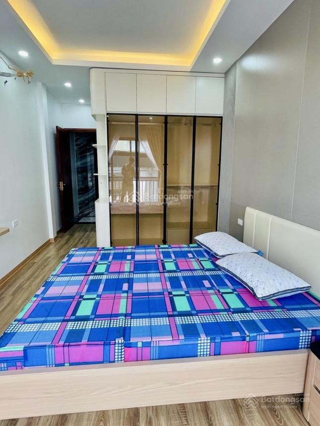 Bán nhà mới thang máy yên hoà, cầu giấy, 33m, 6 tầng, gara ô tô, ngõ nông, full đồ, sổ đỏ, 13,7 tỷ