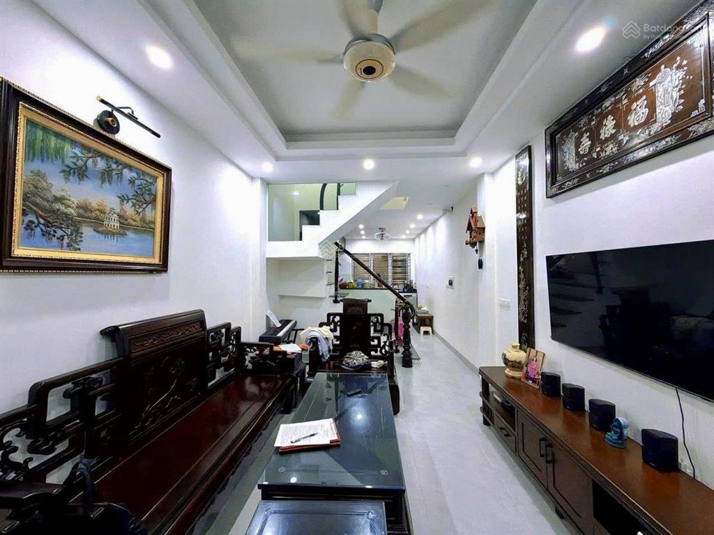 Giá tốt, nhà dân xuân thuỷ, cầu giấy, 50m, 4 tầng, 4pn, 2 thoáng, ngõ rộng, xây chắc, sổ đỏ, 13,9t