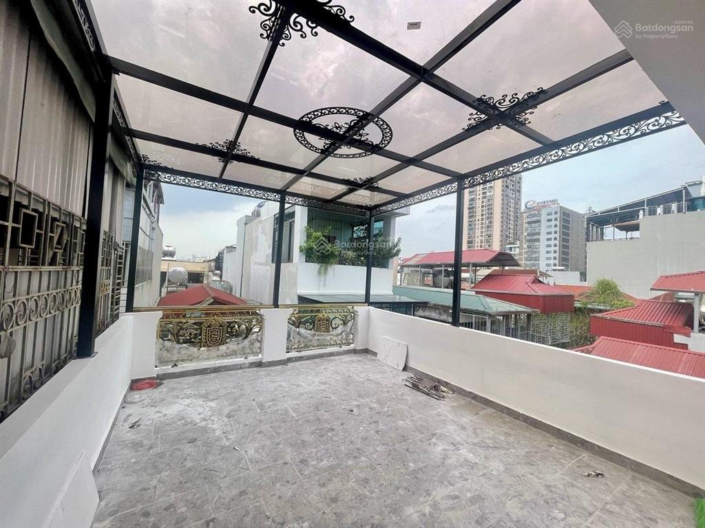 Bán nhà phân lô ô tô tránh trần quốc hoàn cầu giấy, 17,5 tỷ, 7 tầng thang máy, gara, full đồ, sổ đỏ